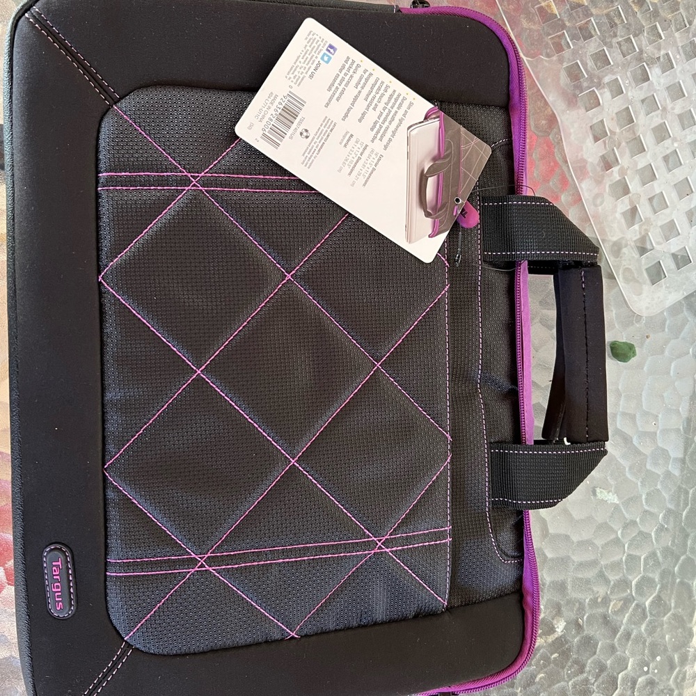 Laptop case bag carrier